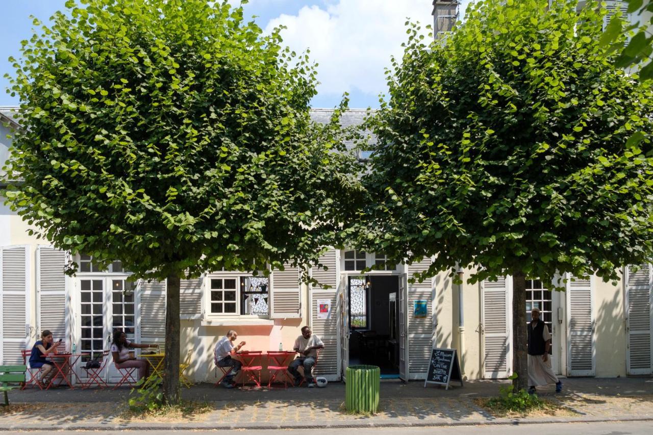 Auberge La Maison Montreau Montreuil  Exterior photo